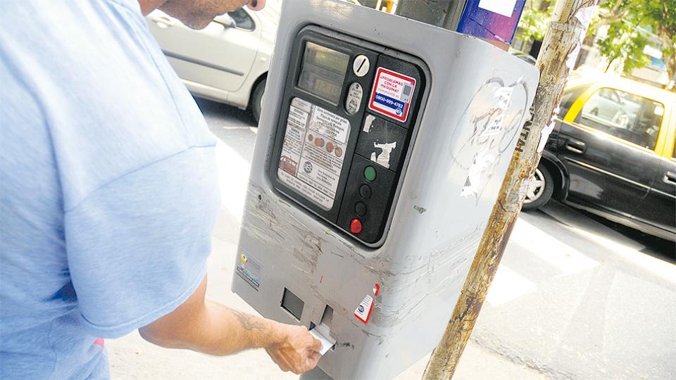 Sube el 50% en los estacionamientos medidos de las calles