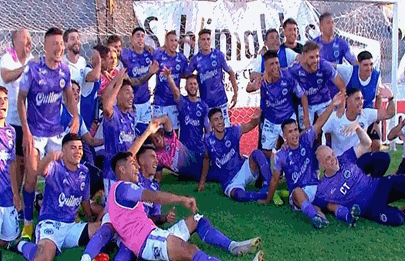 Con Monllor como héroe Sacachispas logró el ansiado ascenso