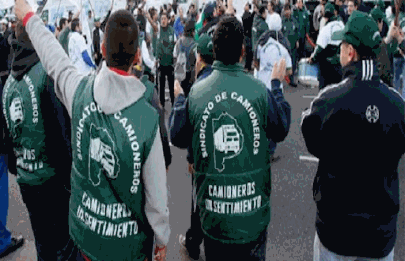 Confirman el procesamiento de cinco gremialistas por el bloqueo a una empresa en Villa Soldati