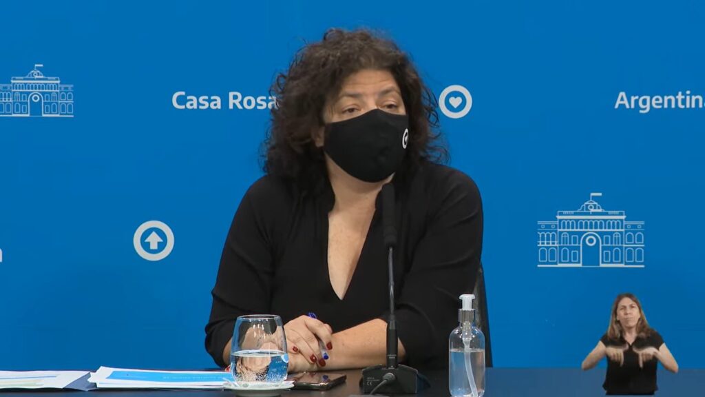 Disponen un nuevo esquema de aislamientos, que variará si la persona está vacunada o no