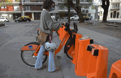Nueva estación Ecobici frente a la sede del ministerio de Desarrollo Humano y Hábitat