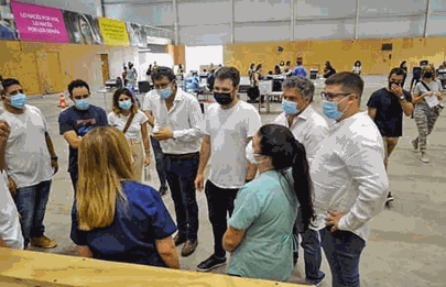 El Presidente de la Corporación Bs As Sur visito el centro de testeo y vacunación del Parque Roca