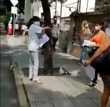 Varias cuadras de cola en la UFU del Hospital Ramos Mejía