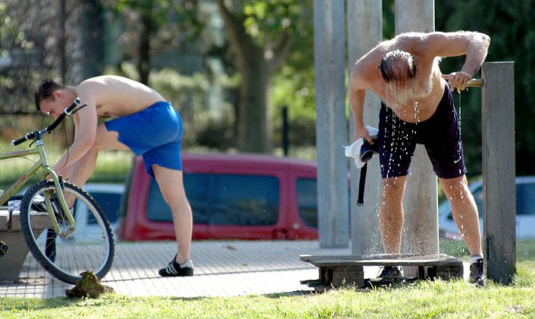 Ola de calor: la Ciudad de Buenos Aires registró la temperatura mínima más alta de su historia