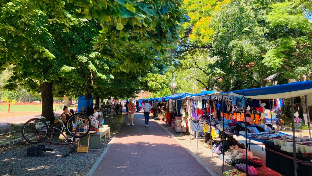 La Feria del Parque Saavedra celebrará sus 17 años con una jornada de descuentos y sorteos