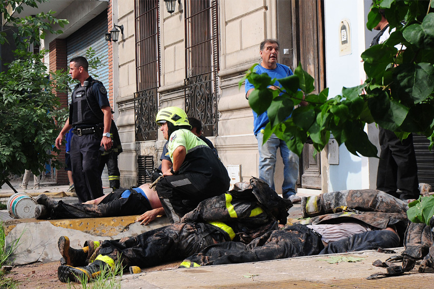 Estrenan «En cumplimiento del deber», el documental sobre el incendio de Iron Mountain que costó la vida a diez bomberos y rescatistas