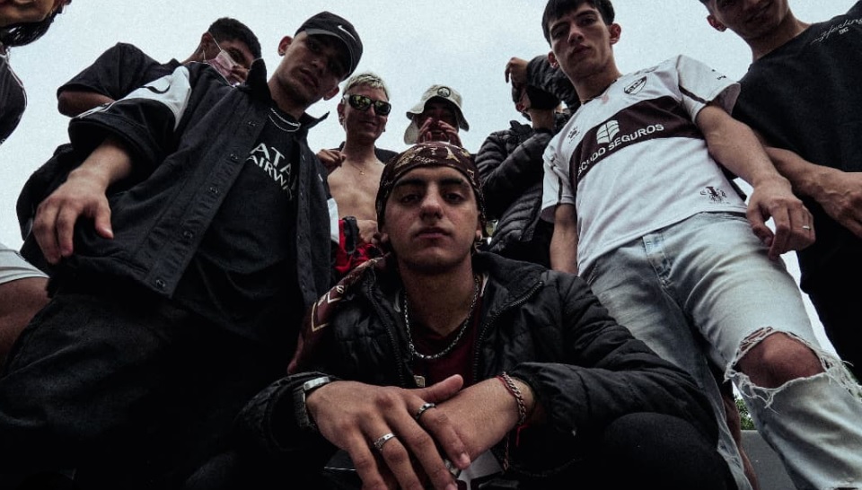 Terro Mc y otros artistas de Saavedra presentaron una nueva canción con un video filmado en el Parque Goyeneche