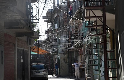 Denuncian un desborde sanitario en la Villa 21-24