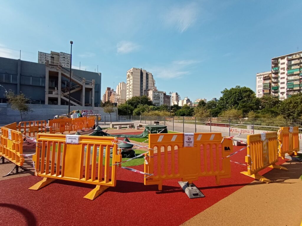 Por vandalismo demoraron la reapertura del patio de juegos en la Manzana 66