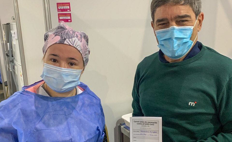 Ciudad confirmó que habrá una cuarta dosis para mayores de 50 años con Sinopharm y a personas inmunosuprimidas