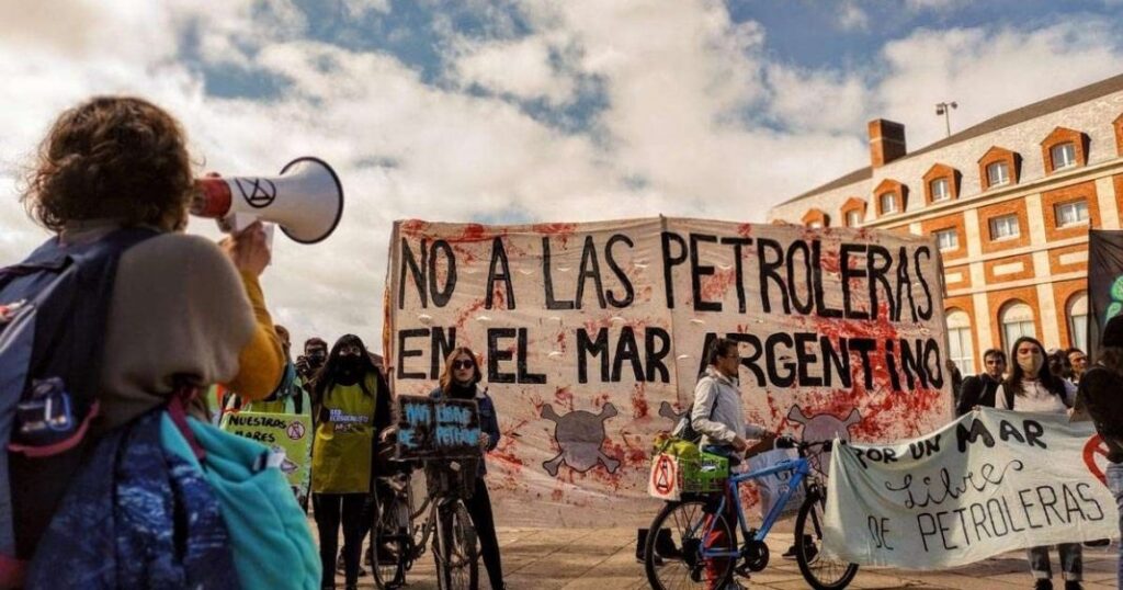 Realizarán una protesta en el Obelisco y Plaza de Mayo contra la explotación petrolera offshore en el mar argentino