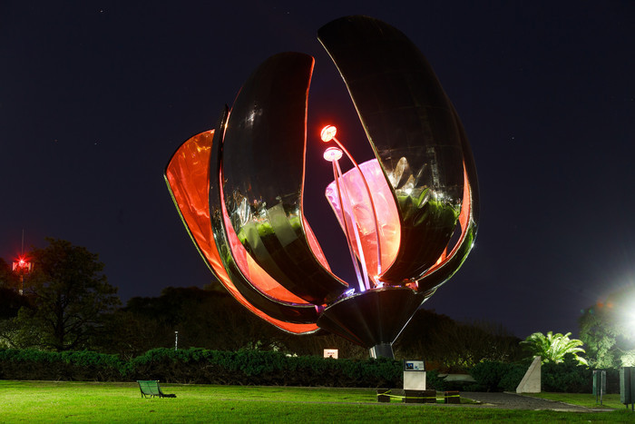 El GCBA iluminará monumentos de naranja y azul para concientizar sobre el Día Mundial contra el cáncer