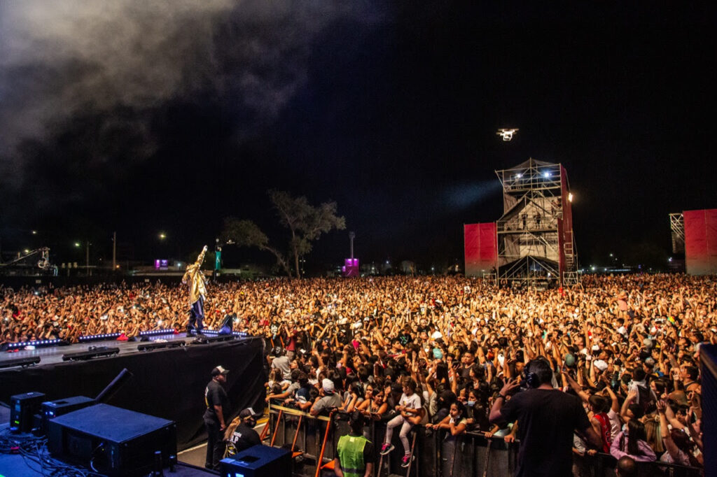 Más de 600 personas se vacunaron antes del show de L-Gante en Tecnópolis