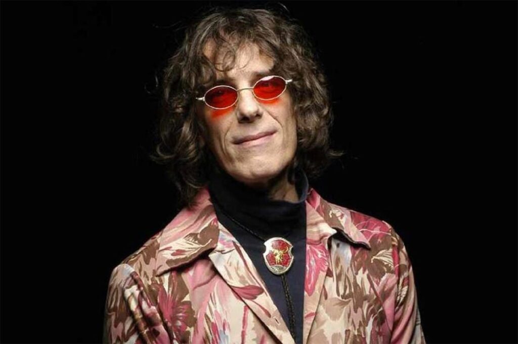 Impulsan un proyecto de Ley para llamar “Luis Alberto Spinetta” a la calle Iberá, en toda su extensión