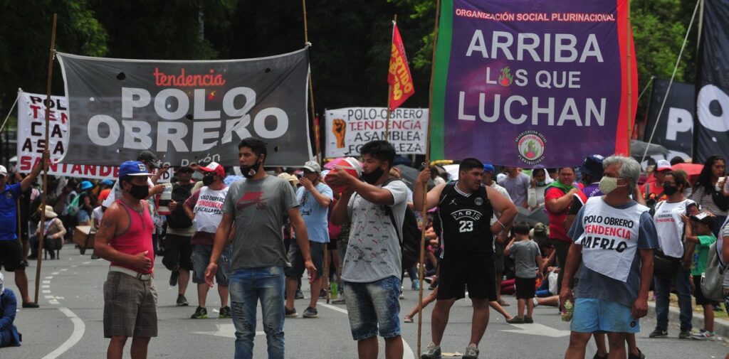 Movimientos sociales marcharán de Constitución y Retiro al Ministerio de Desarrollo Social para exigir más planes