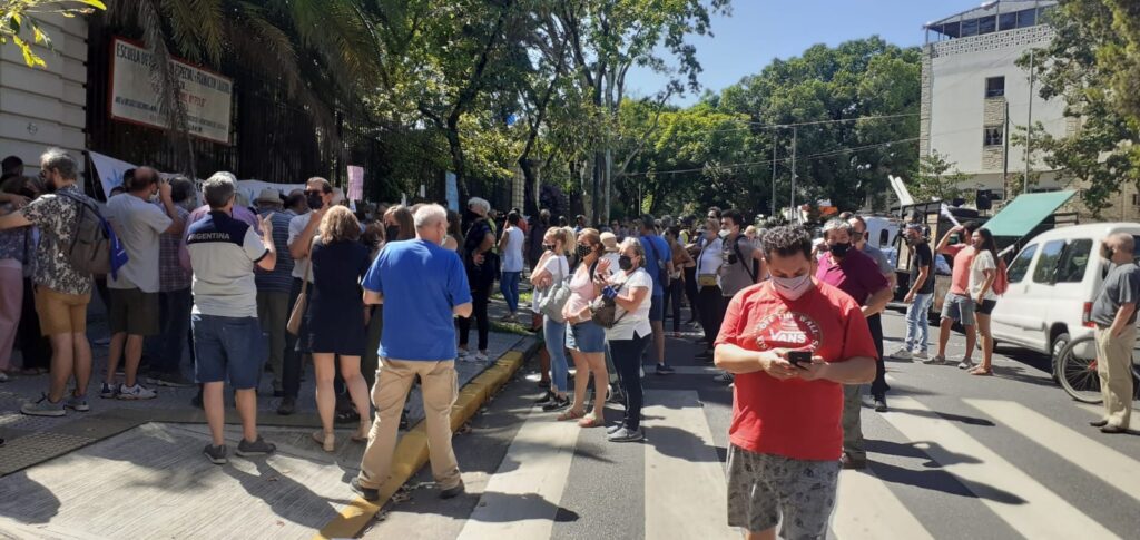 Abren una mesa de trabajo por el futuro del Palacio Ceci de Villa Devoto