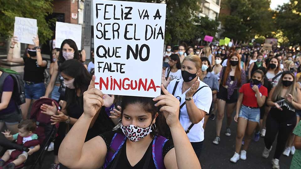 Un día no… todos. Gracias a la mujer por lo que realmente vale…