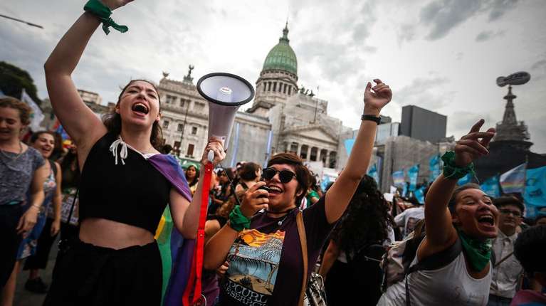 8M: movimientos feministas marcharán al Congreso por el Día de la Mujer con la discusión por el FMI de fondo