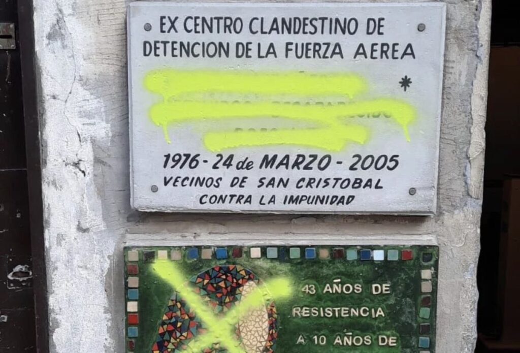 Vandalizaron el frente del Sitio de la Memoria Virrey Cevallos y se suma a ataques en Almagro y alrededores