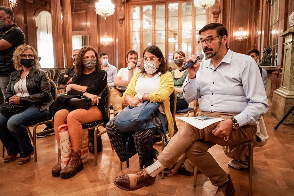 La comunidad del Ayrolo pidió en la Legislatura porteña que continúe la actividad educativa en el Palacio Ceci
