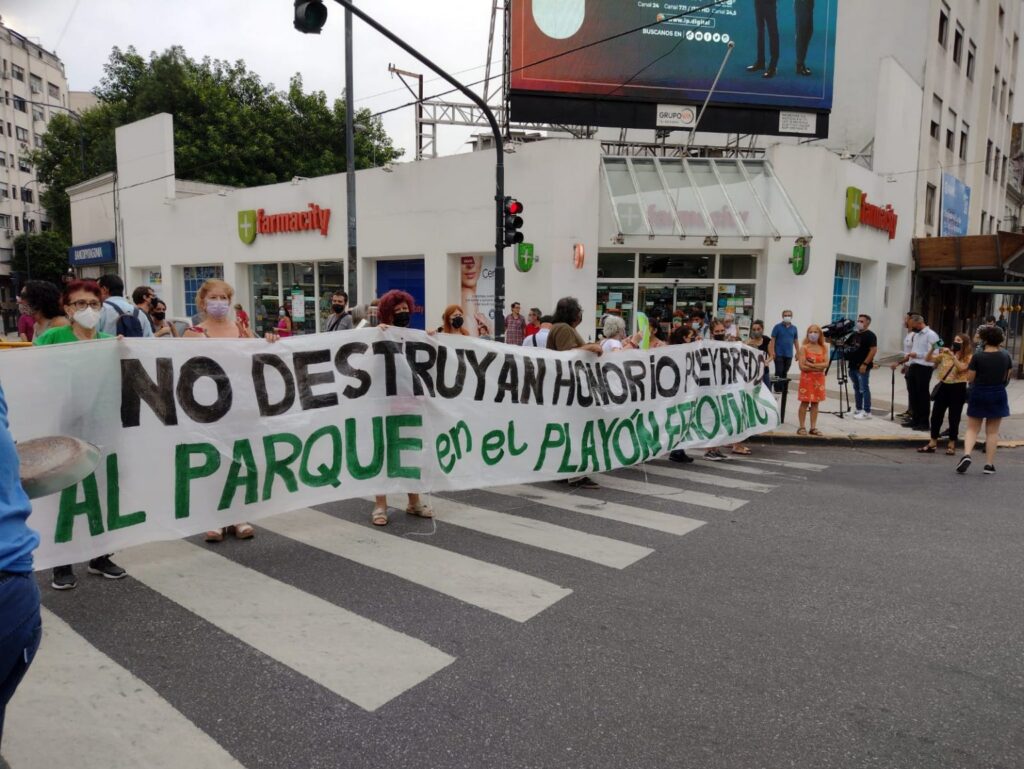 Colectivos barriales se movilizan por la recuperación de espacios verdes públicos en la Ciudad