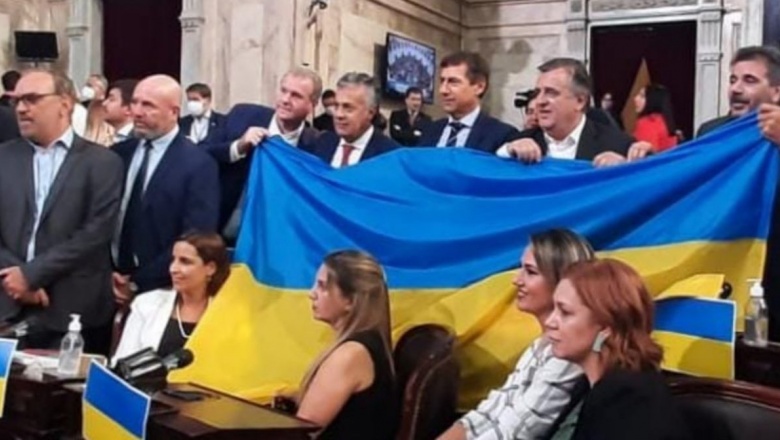 Cuándo el compromiso con las ideas mata a la hipocresía