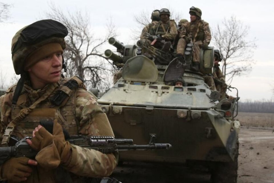 Denuncias cruzadas entre Rusia y Ucrania sobre ataques realizados sobre instalaciones nucleares.