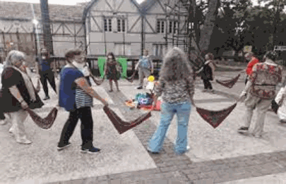 Nuevo encuentro de danzas circulares en el Playón Antiguo Tambo de Parque Avellaneda