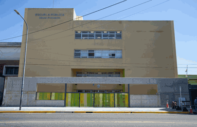 EL GCBA presenta la renovada escuela Felipe Boero en Mataderos