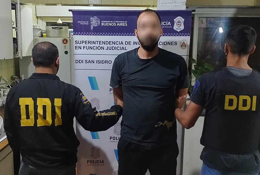 Detuvieron a un militante del MTR y se lo acusa por el ataque al despacho de Cristina Kirchner