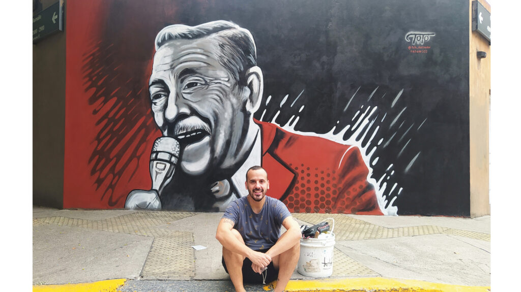 El artista Javier López pintó un mural de Goyeneche en Conesa y Ramallo: “Un homenaje a él y al barrio de Saavedra”