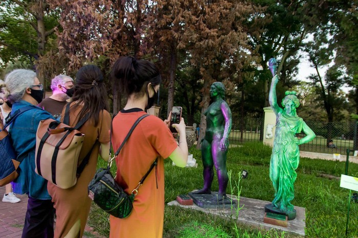 Palermo: MOA abre sus puertas para que los vecinos visiten el sitio donde restauran las estatuas porteñas