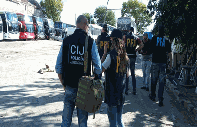 Barracas: clausuran un lavadero por violar clausura y arrojar sustancias insalubres