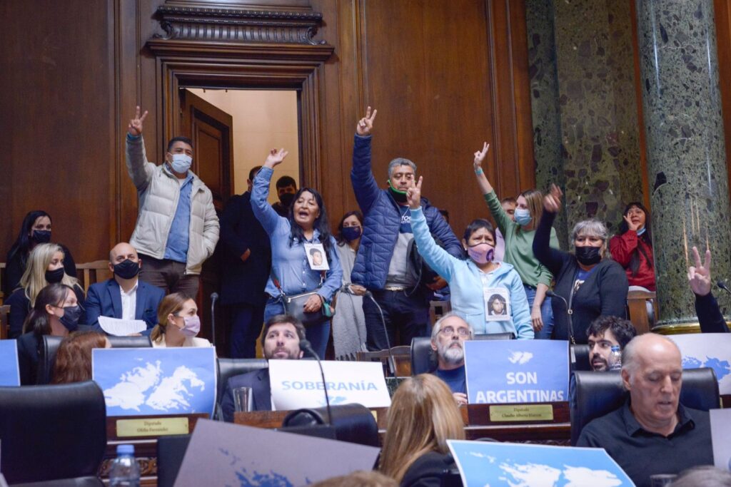 Camila Estefanía Arjona, Mujeres de Fraga y Puente de la Igualdad, los nuevos nombres de espacios públicos en CABA