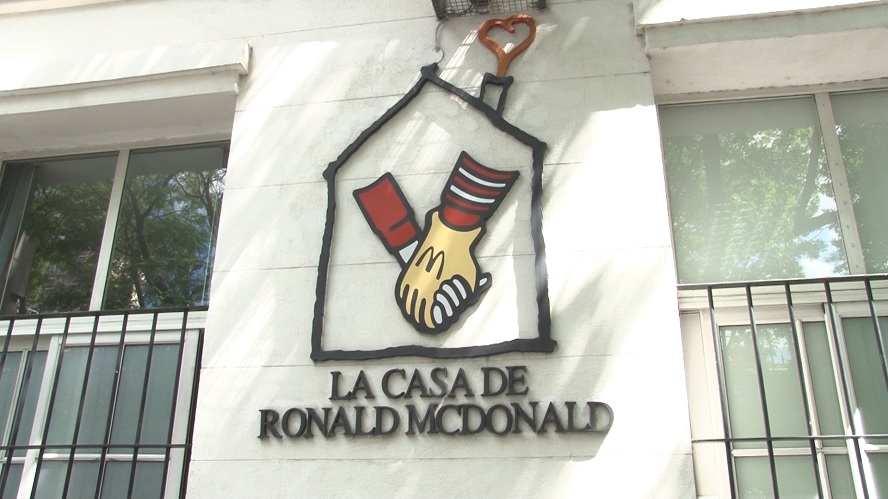 Impulsan un homenaje en la Legislatura porteña a La Casa de Ronald en Almagro