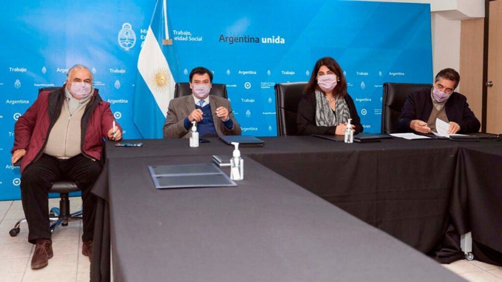 Aumento salarial adicional del 10% en mayo para los trabajadores estatales