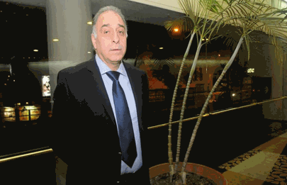 Ex presidente de Huracán presenta embargo por 200 millones