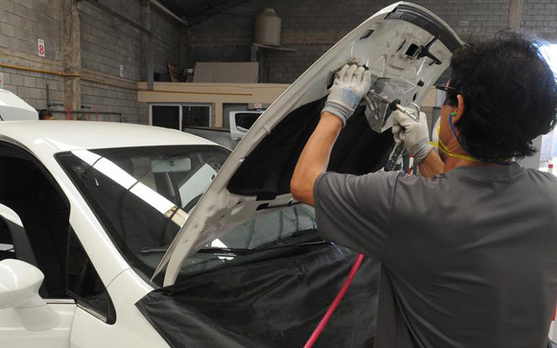 El grabado de autopartes aumentó y cuesta $4.000 en autos y $2.000 en motos