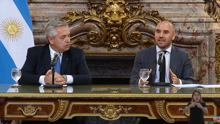 El gobierno toma medidas para atenuar la caída del poder adquisitivo de las clases populares.