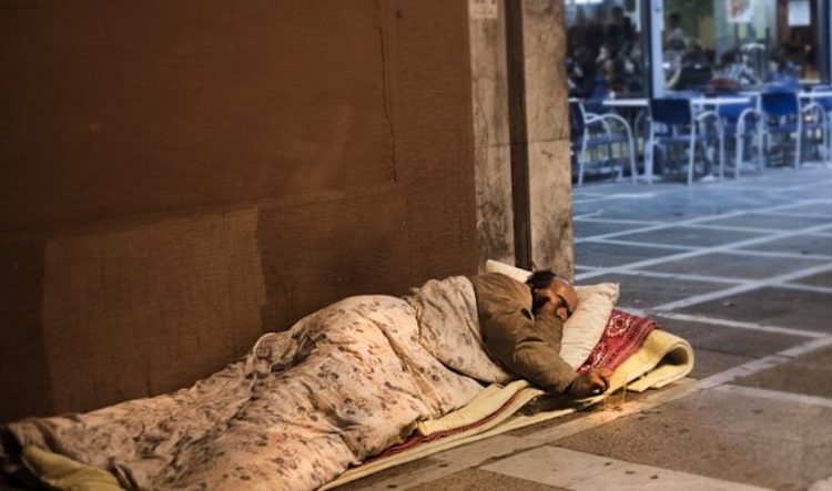 Preocupación tras la muerte de dos personas en situación de calle en Nueva Pompeya y Balvanera