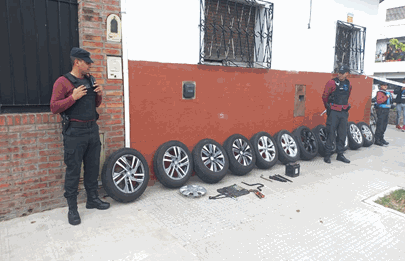 Detienen “matrimonio robaruedas” en Parque Avellaneda