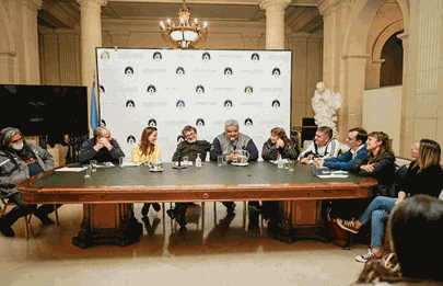 Presentación del proyecto de ley para extender el horario del servicio del Premetro