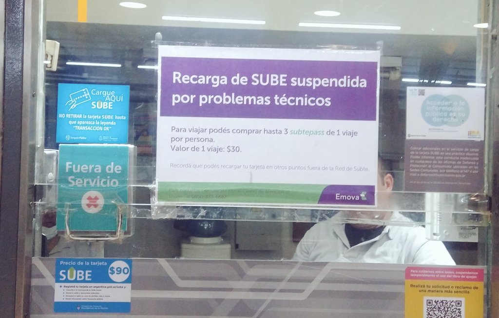 Hubo un hackeo al sistema y no se pudo cargar SUBE en el subte: vendían hasta tres subtepass por usuario