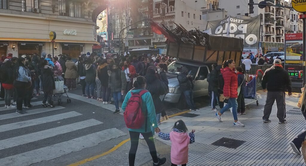 Marcha Federal Piquetera: manifestantes concentran en Plaza Miserere y en Callao y Corrientes