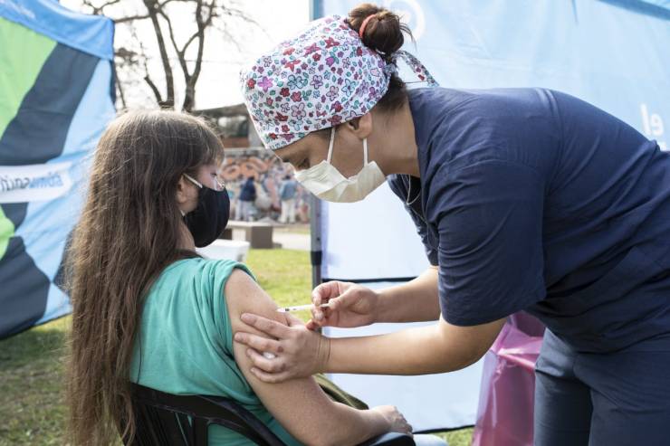 “El Estado en tu barrio”: organismos nacionales gestionarán trámites y aplicarán vacunas a vecinos en Barrio Mitre