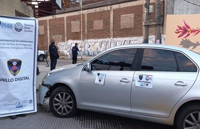 Liniers: circulaba por Avda. General Paz en un auto buscado por robo