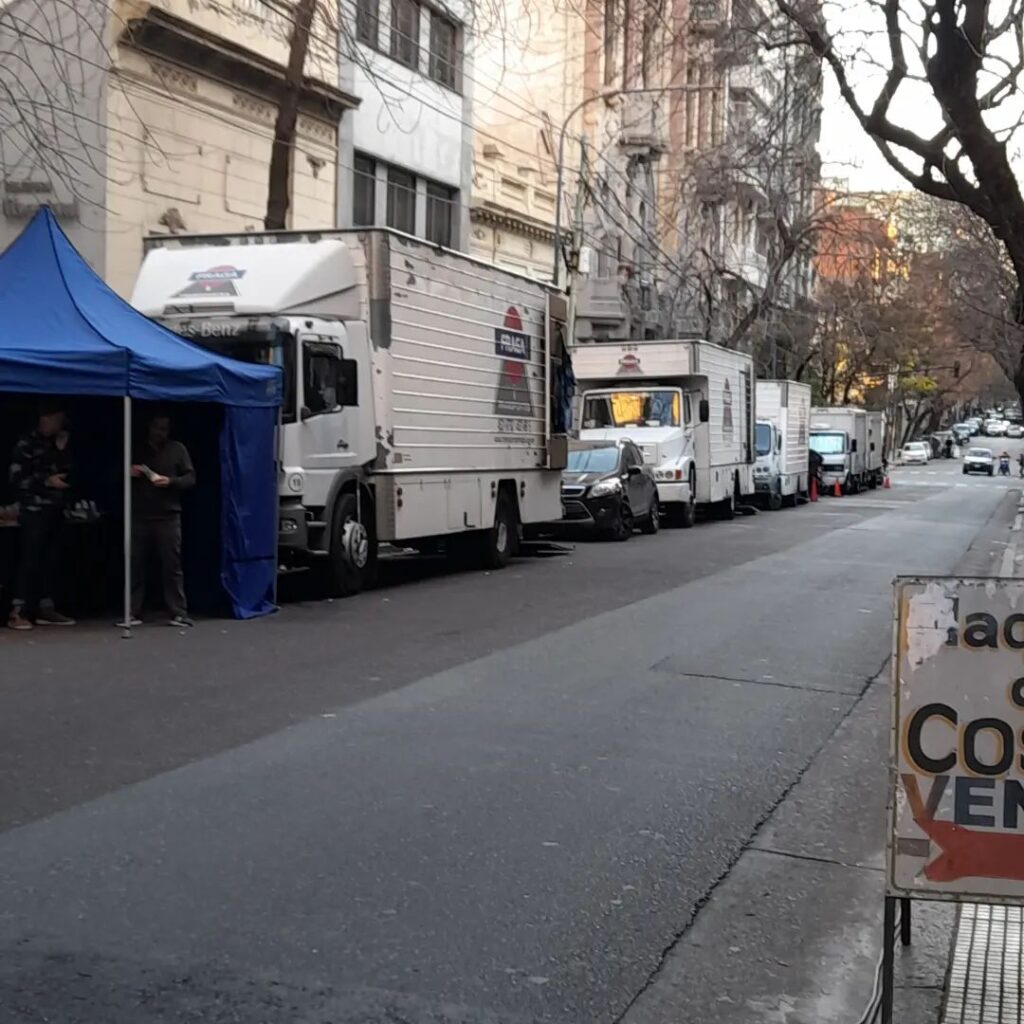 Balvanera: en el inmueble de Estudios ION graban la serie de Fito Páez