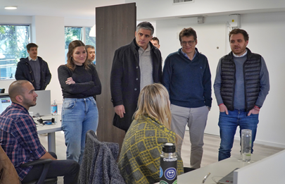 Funcionarios y dirigentes visitaron “Empleo Joven” en el Distrito Tecnológico
