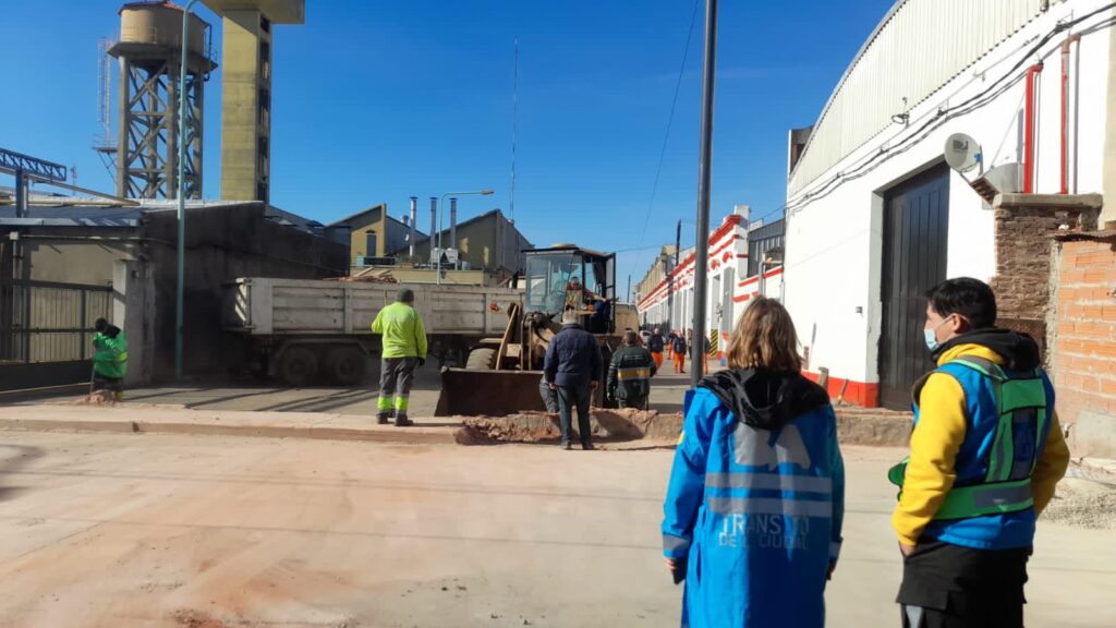 Barracas: derribaron “el muro de Clarín” que dividía la calle calle Ascasubi