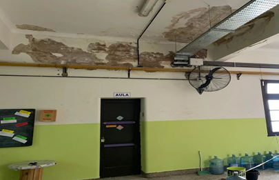 Escuelas en mal estado: “Lo que empezó como una gotera”